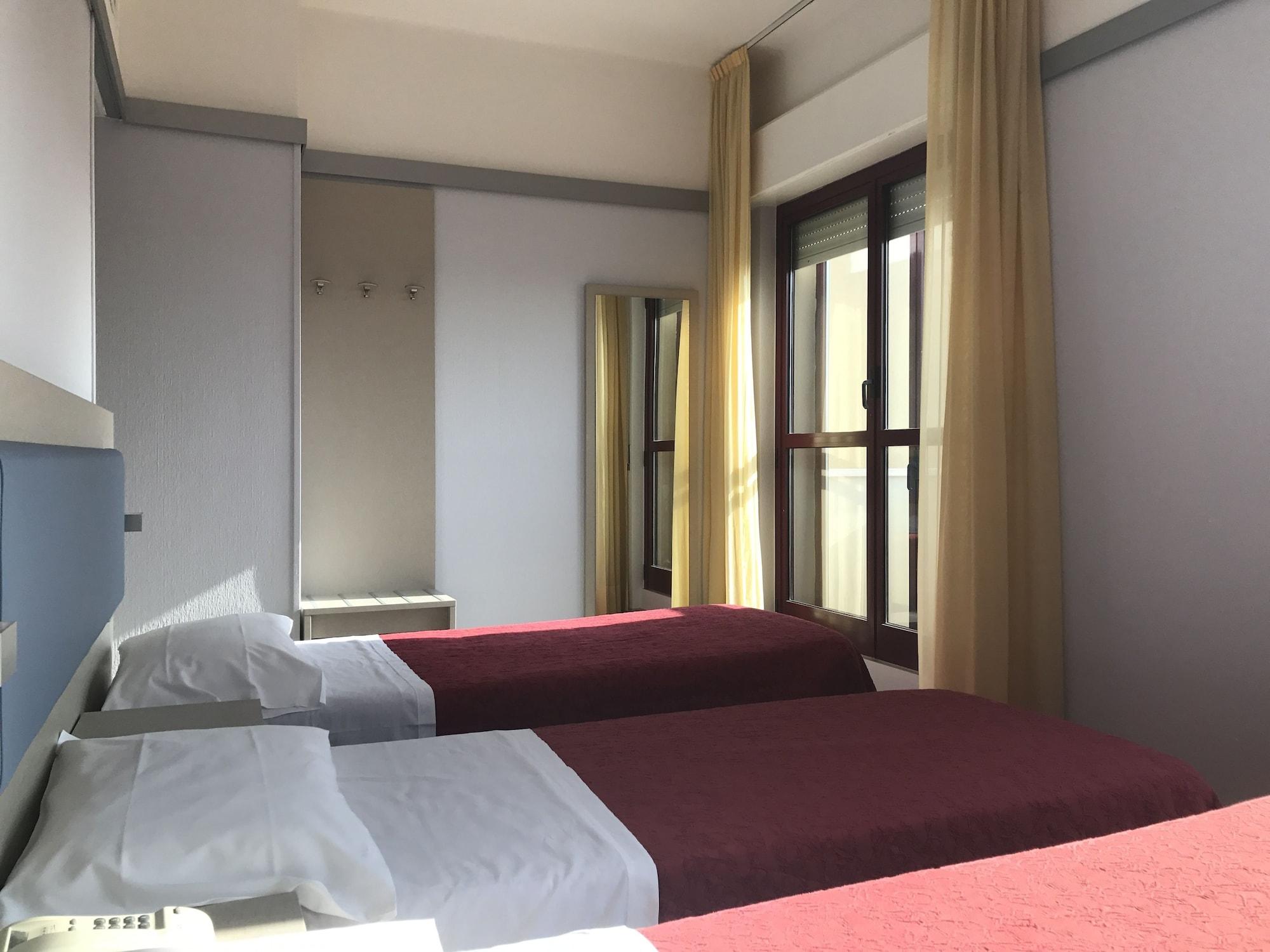 Hotel Elisabeth Due ฟาโน ภายนอก รูปภาพ