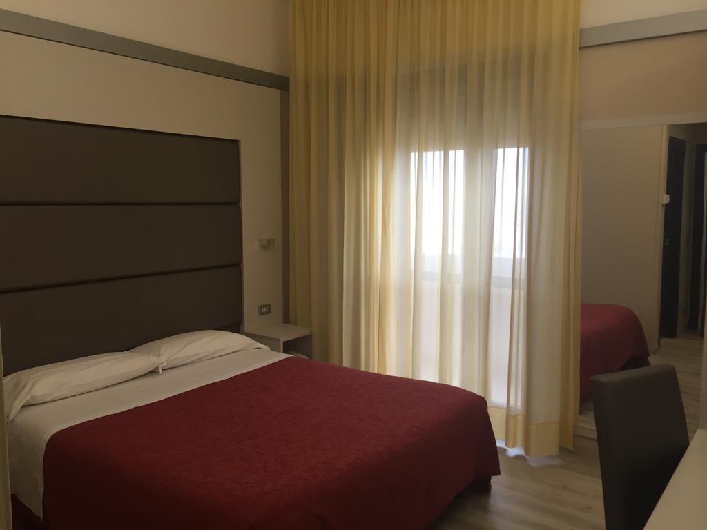 Hotel Elisabeth Due ฟาโน ภายนอก รูปภาพ