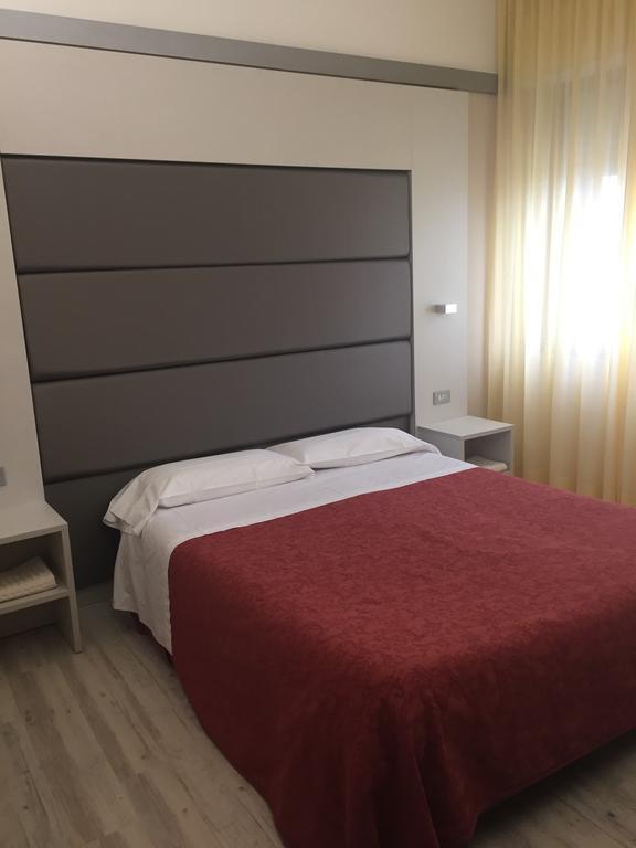 Hotel Elisabeth Due ฟาโน ภายนอก รูปภาพ
